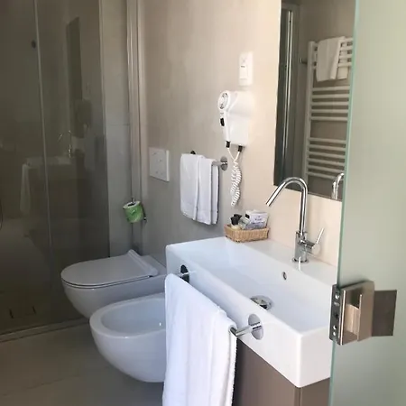 Hermosa ריצ'יונה