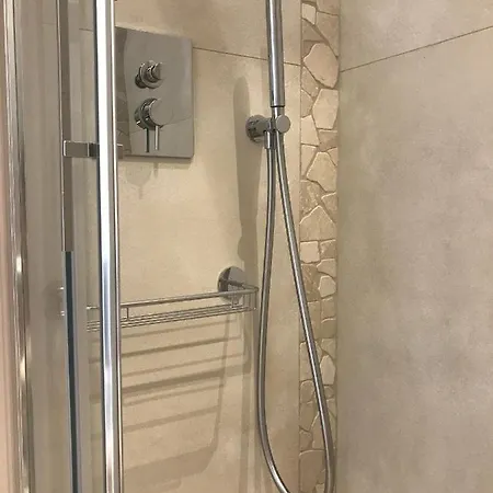 Hermosa מלון ריצ'יונה