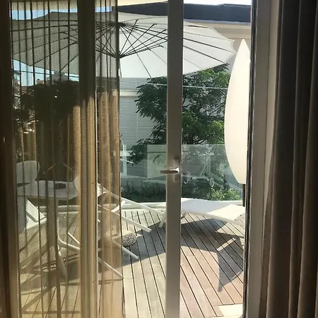 Otel Hermosa