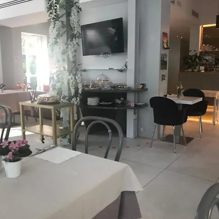 Hermosa Hotel
