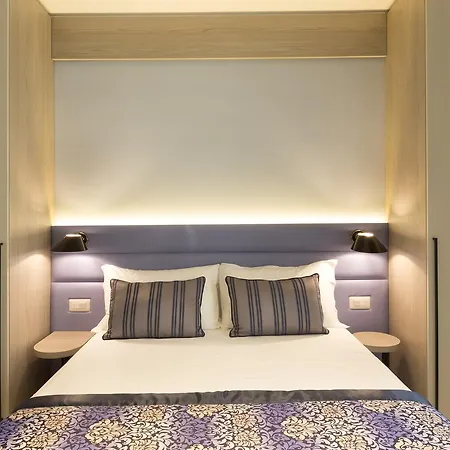 Otel Hermosa 3*