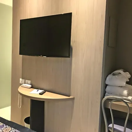 Otel Hermosa
